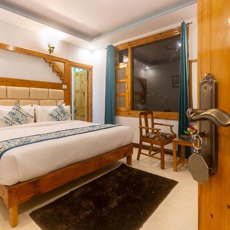 Bed and Breakfast Golden Oak à Shimla Extérieur photo