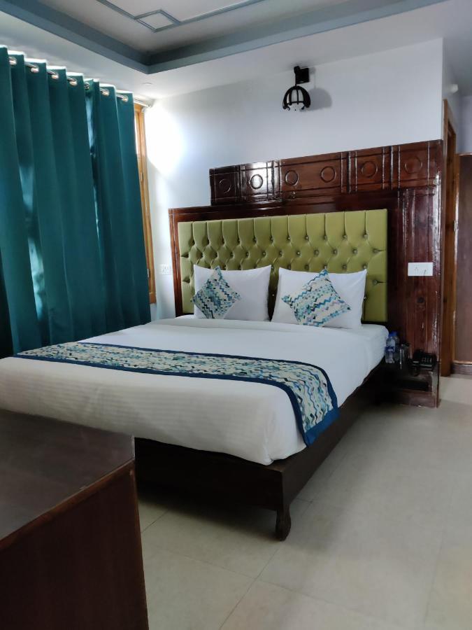 Bed and Breakfast Golden Oak à Shimla Extérieur photo