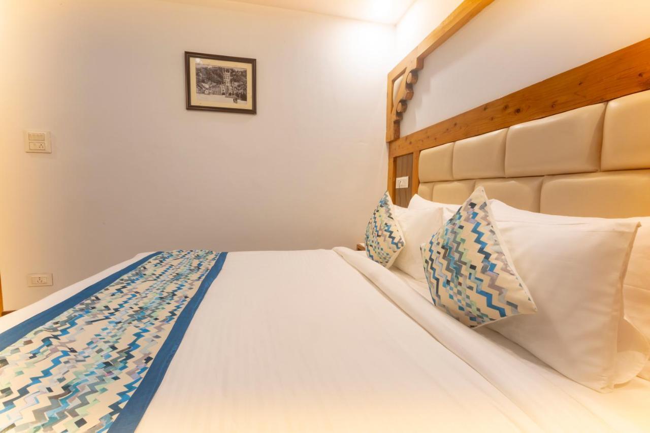 Bed and Breakfast Golden Oak à Shimla Extérieur photo